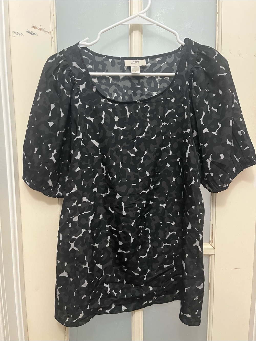 LOFT Cheetah Shirt Small